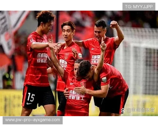 成都蓉城边路渗透制造大量射门机会